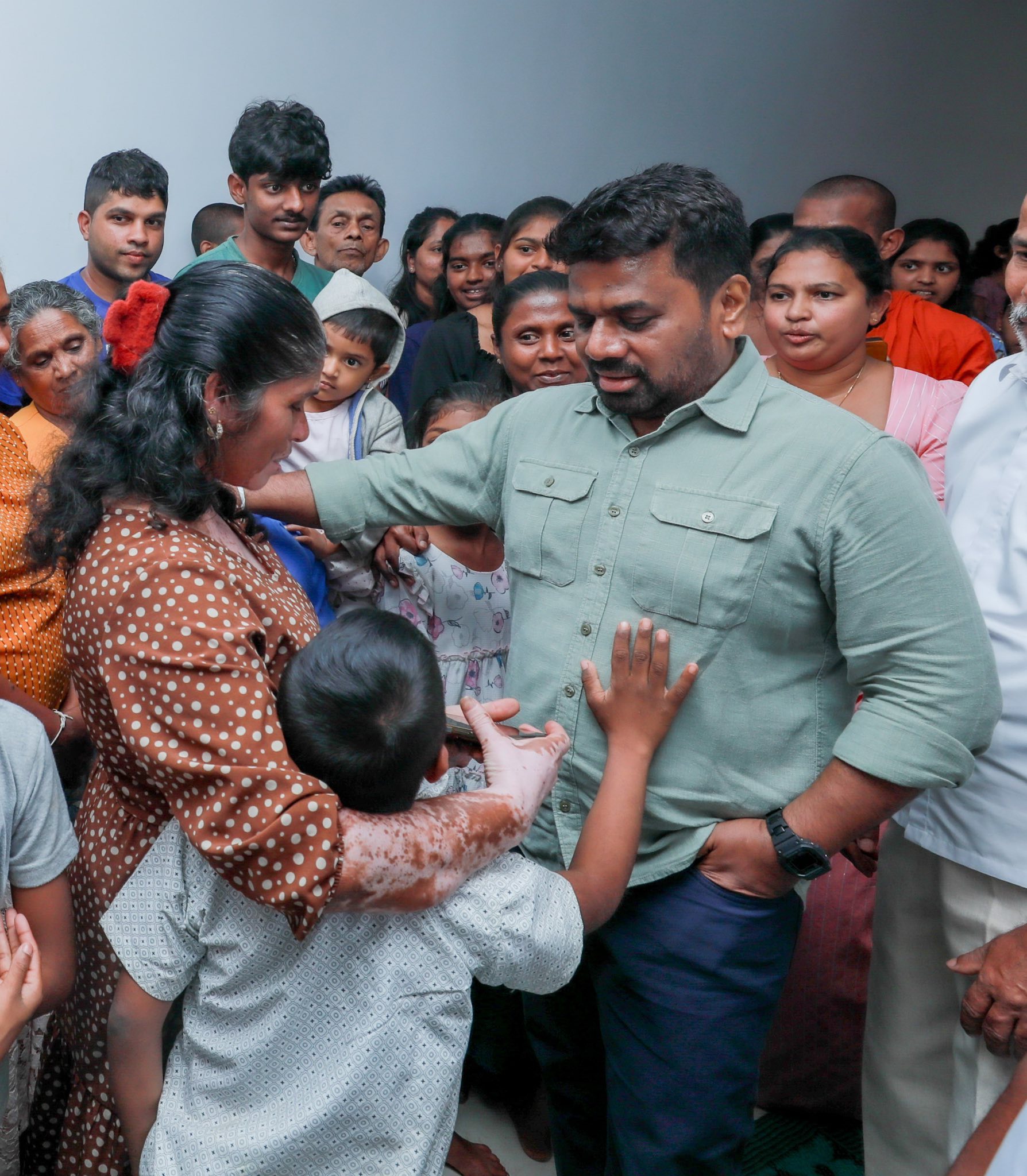 வீடுகளை இழந்த மக்களுக்கான மீள்குடியேற்ற  ஏற்பாடுகள் குறித்து ஜனாதிபதி ஆராய்வு