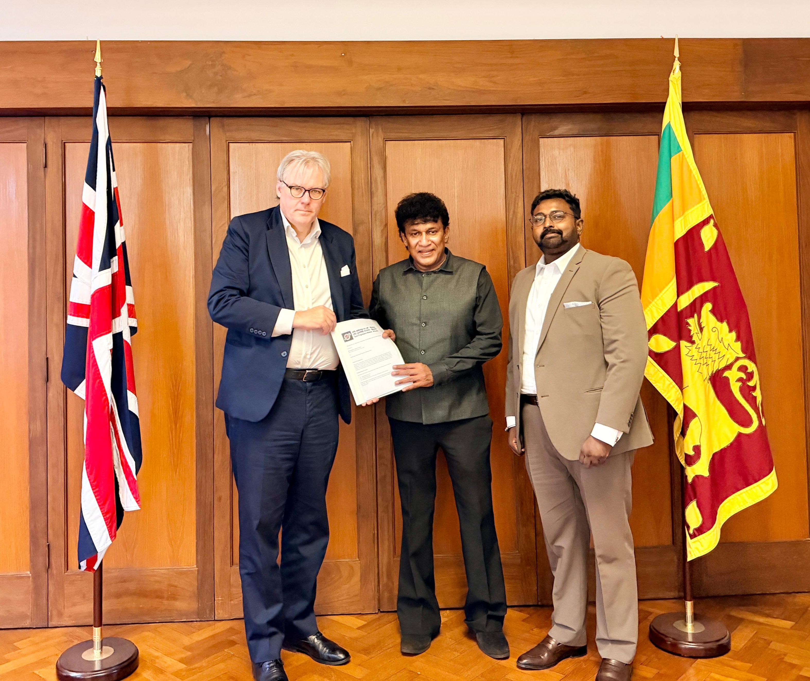 பிரித்தானியாவுக்கு  மலையக தமிழர்  தொடர்பில் தார்மீக, சட்டப் பொறுப்பு உண்டு: மனோகணேசன்