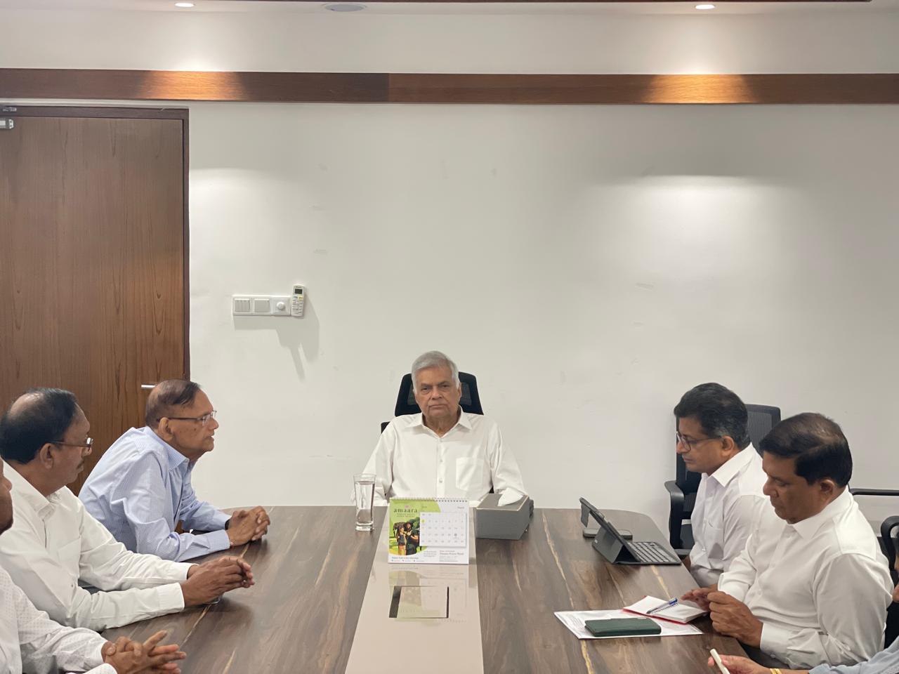 பல்லின ஜனநாயகத்தை பாதுகாக்க ஒன்றுபடுங்கள்: ரணில் அழைப்பு