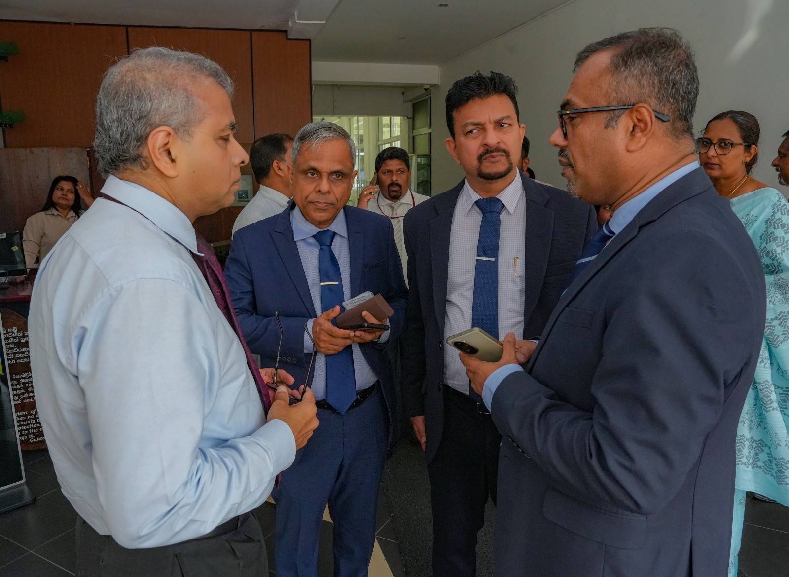 மானுட நேயமிக்க அரசொன்றைக் கட்டியெழுப்ப அனைவரும் ஒன்றிணைய வேண்டும்: தொழில் அமைச்சர்கள் தெரிவிப்பு