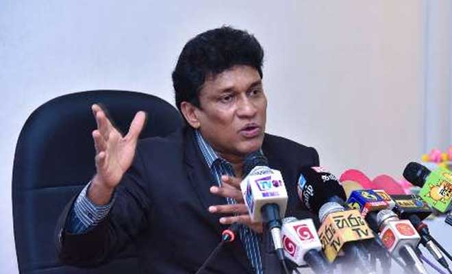 மஹிந்தவால் மாகாணசபை தேர்தலை நடத்த முடியுமெனில் அநுரவால் ஏன் முடியாது ? - மனோகணேசன்