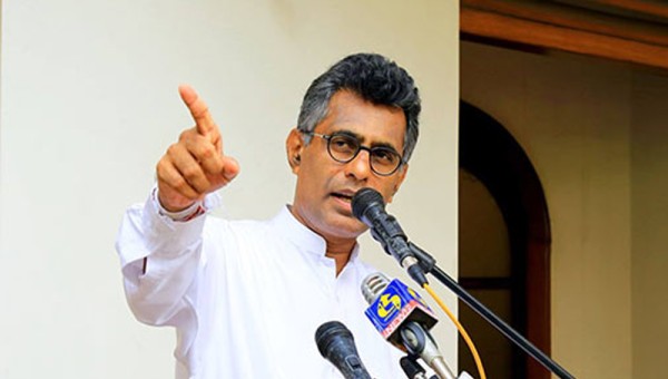 ரஷ்யாவிடமிருந்து எரிபொருளை  அரசாங்கம் கொள்வனவு செய்யாது - சம்பிக்க