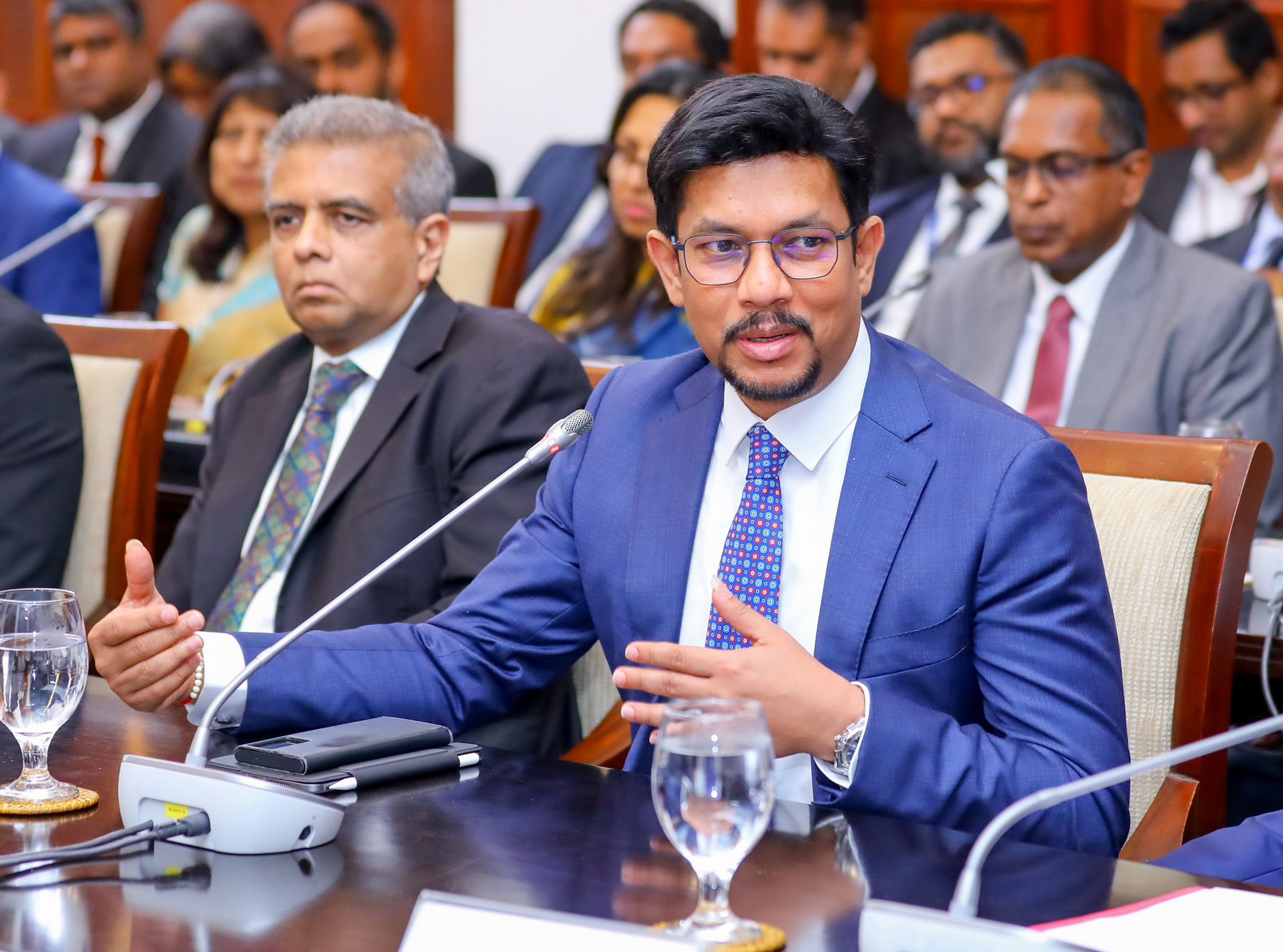 4 இலட்சம் பேர் மட்டுமே கியூ.ஆர் முறைமை  மூலம் பணம் செலுத்தியுள்ளனர் - பிரதி அமைச்சர் எரங்க வீரரத்ன