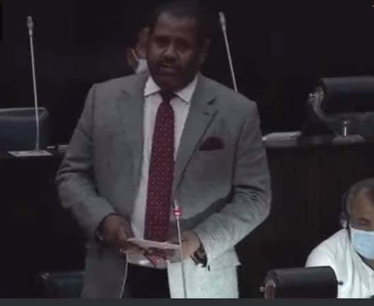 உள்ளுராட்சிமன்றங்களை முடக்கும்  நடவடிக்கைக்கு ஆளுநர் அலுவலகம் பயன்படுத்தப்படுகிறது - கஜேந்திரகுமார்