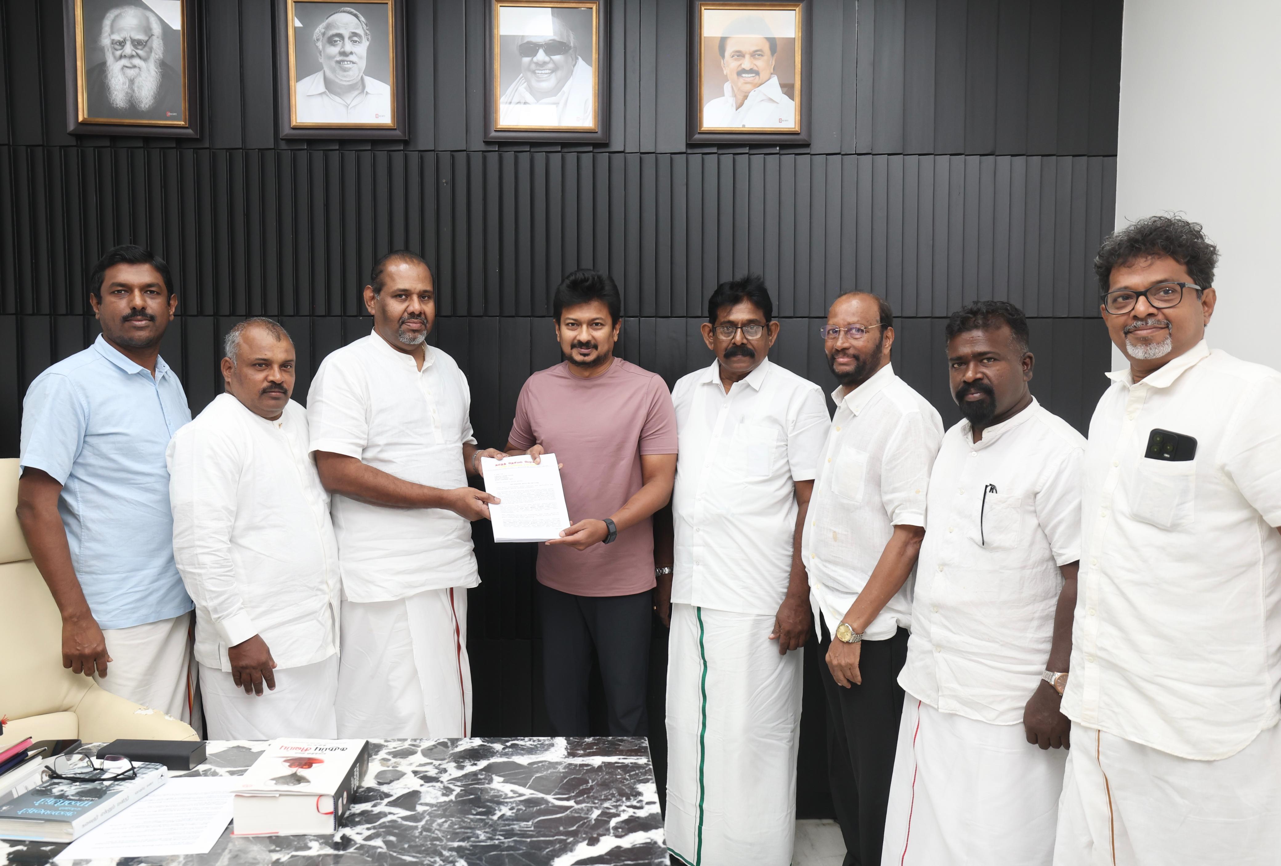 தமிழக எதிர்க்கட்சித்தலைவர் உதயநிதி ஸ்டாலினுடன் தமிழ்த்தேசியப் பேரவை உறுப்பினர்கள் சந்திப்பு