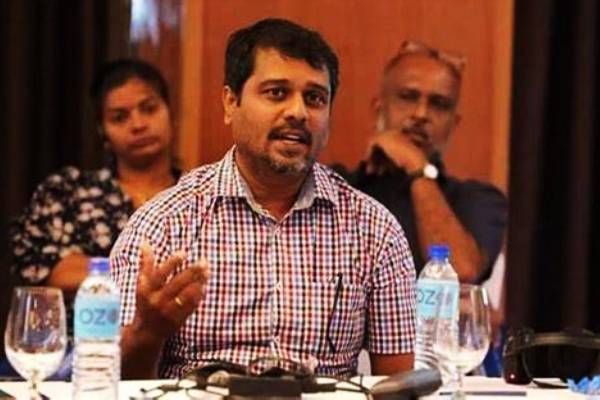 பேராசிரியர் ரகுராம் தொடர்பாக எந்த அவதூறு பதிவுகளையும் செய்ய கூடாது - அவதூறு பரப்பியவர்களுக்கு எதிராக நீதிமன்றம் கட்டளை