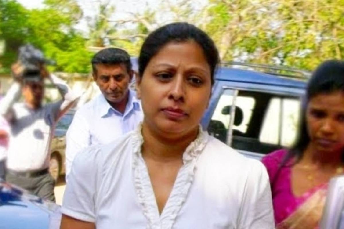 கபில சந்திரசேனவின் மனைவிக்கு  பகிரங்க பிடியாணை