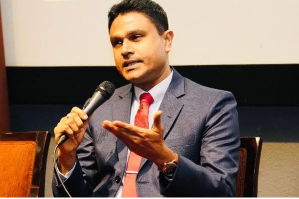 வைத்தியர் பற்றாக்குறை மற்றும் முறையற்ற இடமாற்றங்களால் வைத்தியசாலைகளில் கடும் நெருக்கடி - சமல் சஞ்சீவ