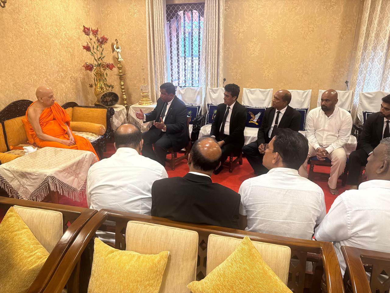 நீதிபதிகளின் வயதெல்லை அதிகரிப்பு - முப்பீடாதிபதிகளும் ஜனாதிபதிக்கு கடிதம்