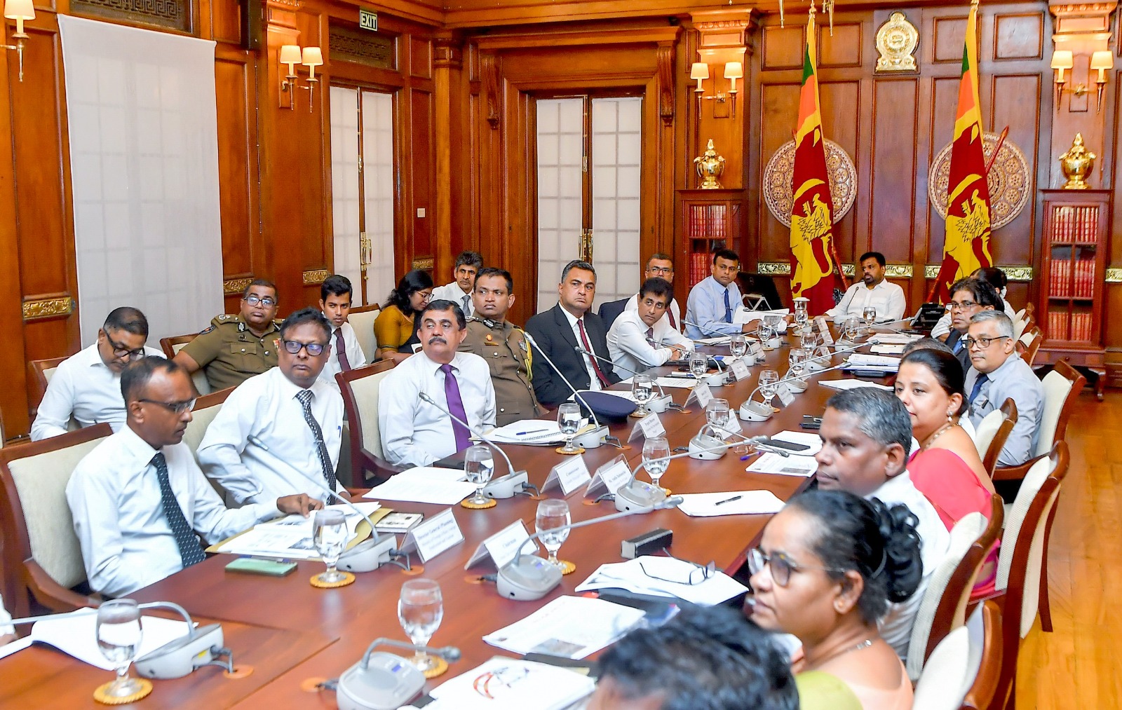 ஜனாதிபதியின் கவனத்திற்கு கொழும்பு கோட்டையை  சுற்றுலா வலயமாக்கும் திட்டம்