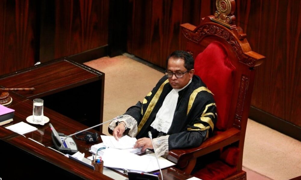 பாதுகாப்பு பிரதி அமைச்சர் அருண ஜயசேகரவுக்கு எதிரான நம்பிக்கையில்லா பிரேரணையை ஏற்றுக்கொள்ள முடியாது: சபாநாயகர்