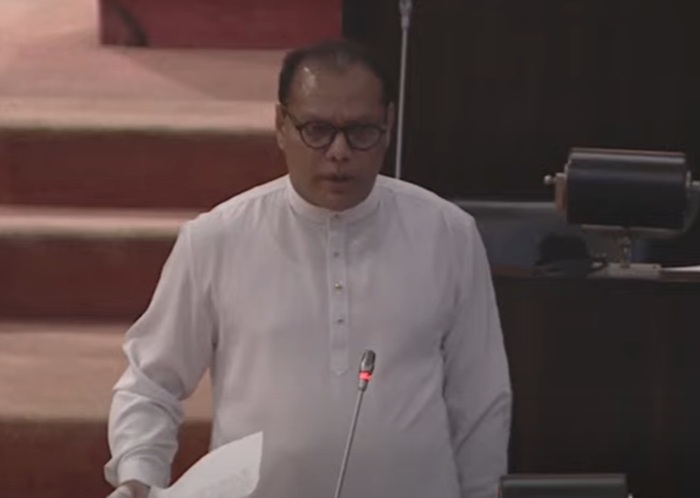 நீதி அமைச்சரின் சொத்து பிரகடனத்தில் கையெழுத்து இடம்பெறவில்லை: தயாசிறி ஜயசேகர எம்.பி.