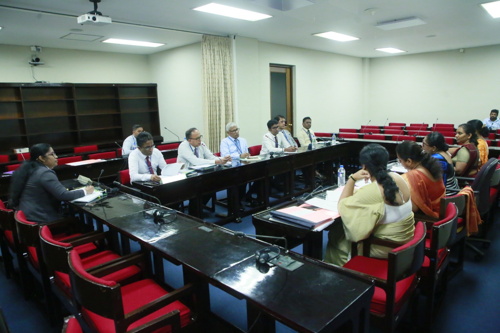 நுண் நிதி கடன்களை மீளச் செலுத்த முடியாதவர்கள் குறித்த தகவல்களை சேகரிப்பதற்கு நடவடிக்கை