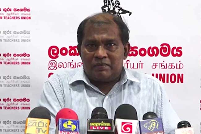 பாடசாலை நேரத்தினை நீடிப்பதை  எழுத்துமூலமாக எதிர்த்துள்ளோம்: ஜோசப் ஸ்டாலின்