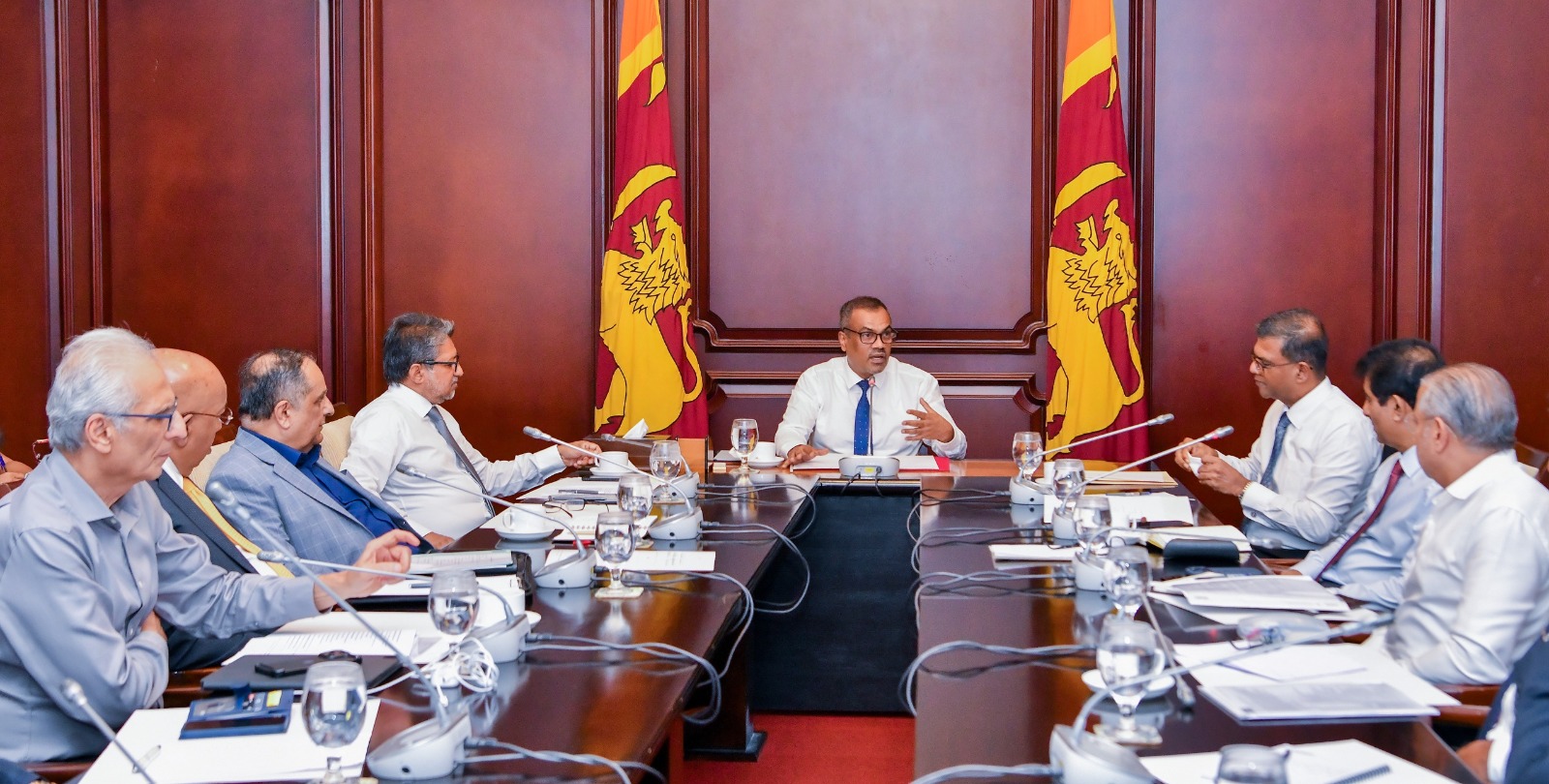 இலங்கையை மீளக்கட்டியெழுப்பும் நிதியத்தின் முகாமைத்துவக் குழு  கூட்டத்தில் ஆராய்வு