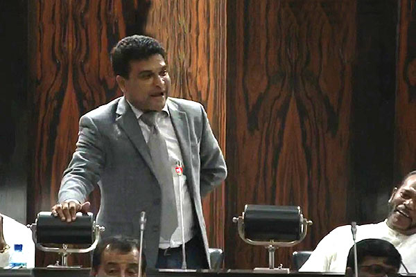 அரசாங்க அலட்சியமே  அனர்த்தத்துக்கு காரணம்: நளின் பண்டார எம்.பி.