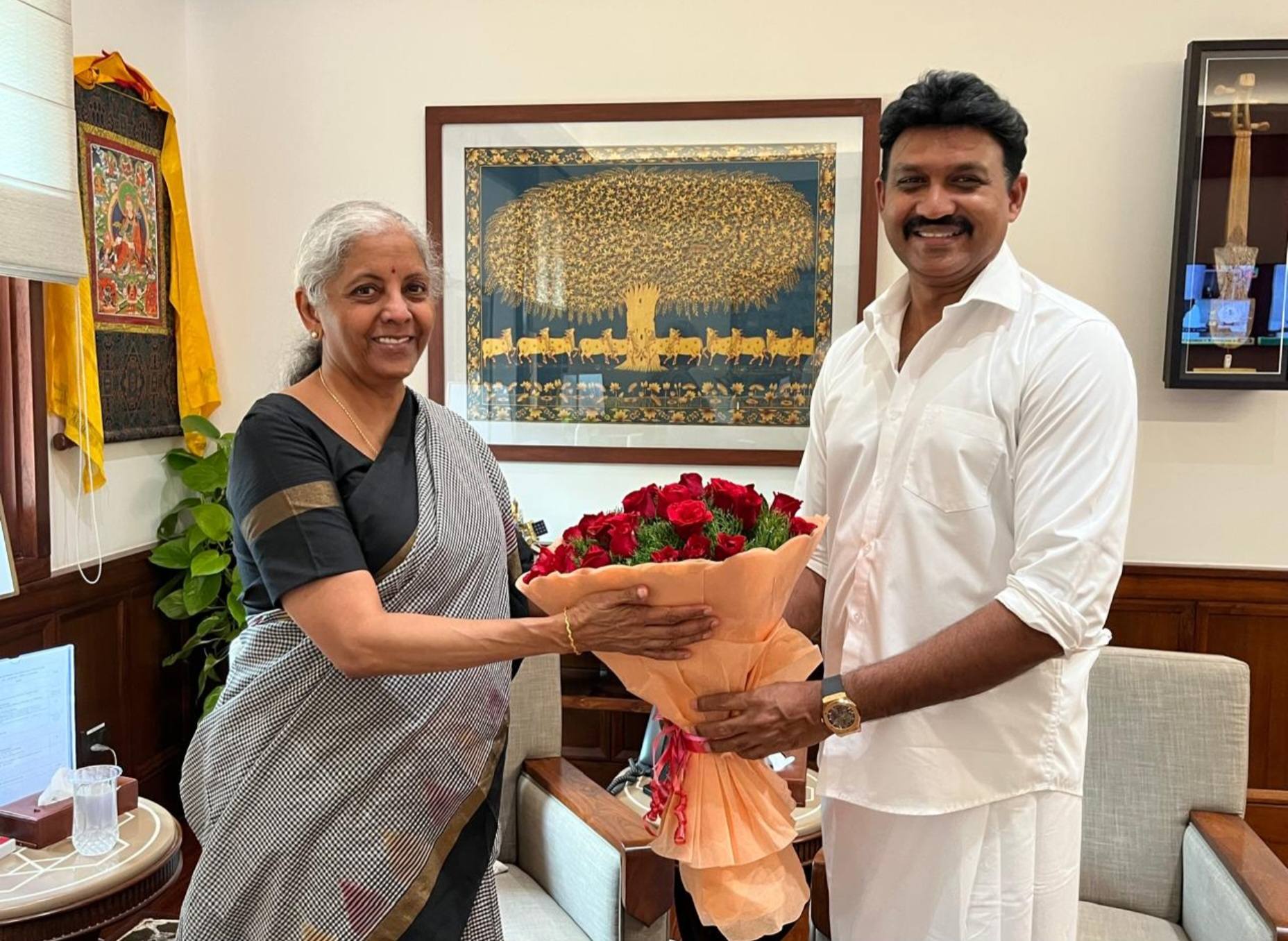 நிதியமைச்சர்  நிர்மலா சீதாரமனுடன்  செந்தில் தொண்டமான் சந்திப்பு