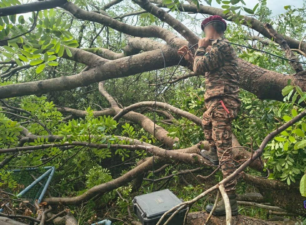 தித்வா புயலின் தாக்கத்தினால் 339 பேர் உயிரிழப்பு