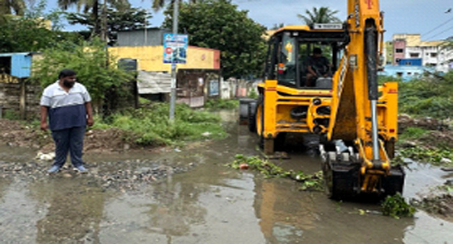 தமிழகம் முழுவதும் பலத்த மழை