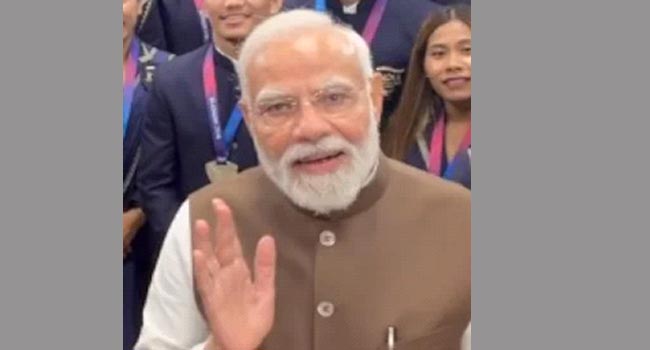 காமன்வெல்த் விளையாட்டுப் போட்டிகளில் பதக்கம் வென்ற இந்திய வீரர்களுடன் பிரதமர் மோடி சந்திப்பு