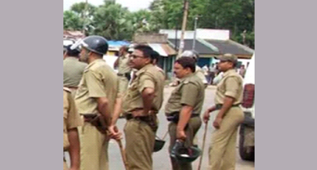 முர்ஷிதாபாத்தில் பதற்றம்: ராம நவமிக் கொண்டாட்டத்தில் கல்வீச்சு