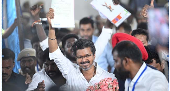 தமிழக வெற்றிக்கழகத்தின் எழுச்சியும்  திராவிடக் கட்சிகளின் வீழ்ச்சியும்